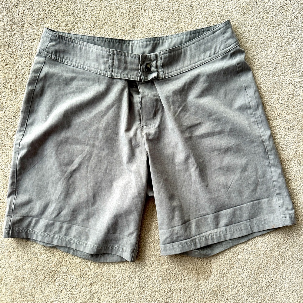 Reef shorts